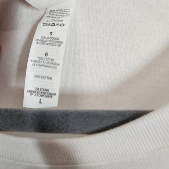 New Happy Easter Print Shirt in White - Size Large - Picture 6 of 7